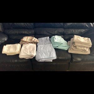 Lot of sheets and pillowcases